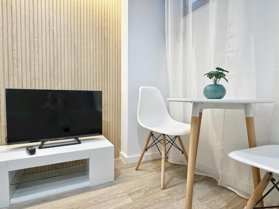 Apartment Minimalist With Mezzanine *